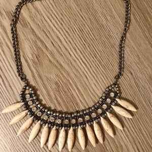 Statement necklace